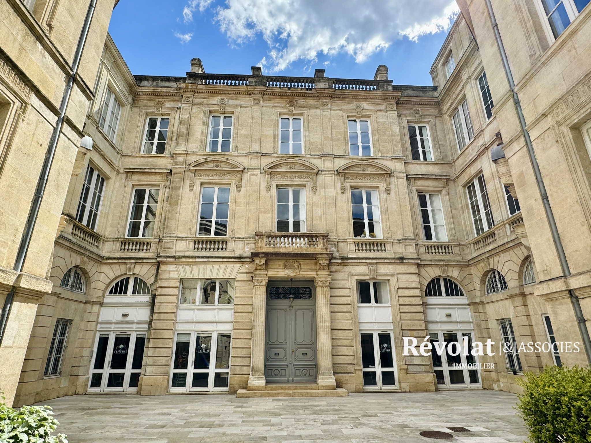 Vente Appartement 145m² 5 Pièces à Bordeaux (33000) - Révolat & Associés
